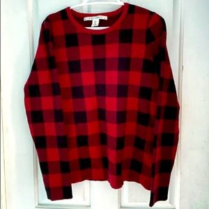 Women’s Long-Sleeve Top